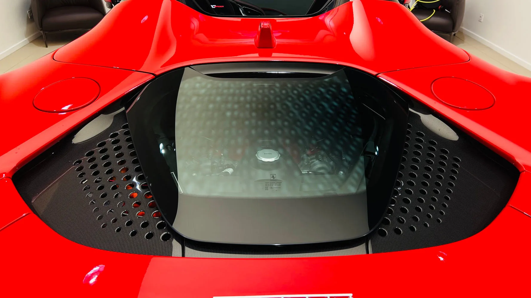 2025 Ferrari SF90 Spider, 21/30