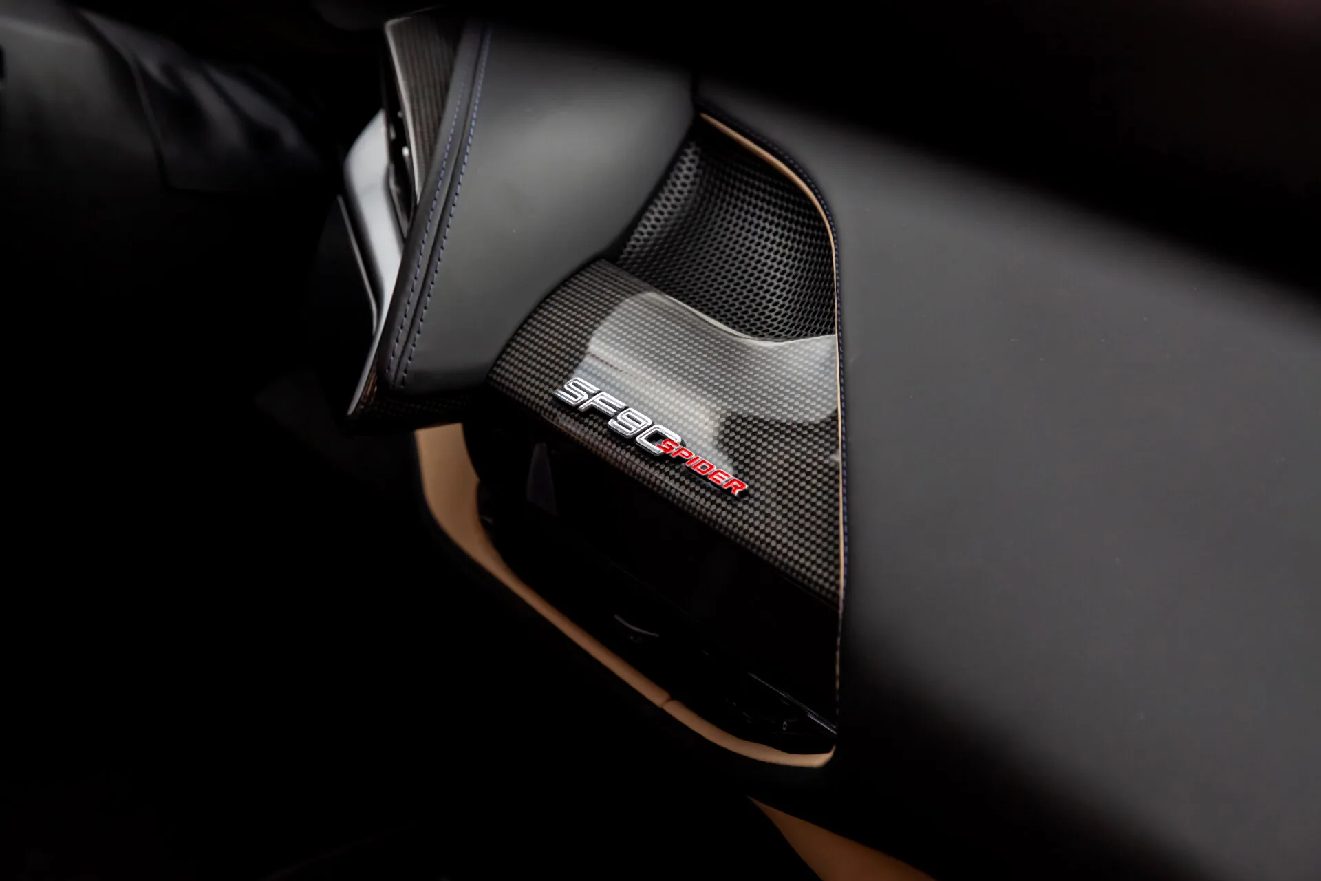 2025 Ferrari SF90 Spider, 13/28