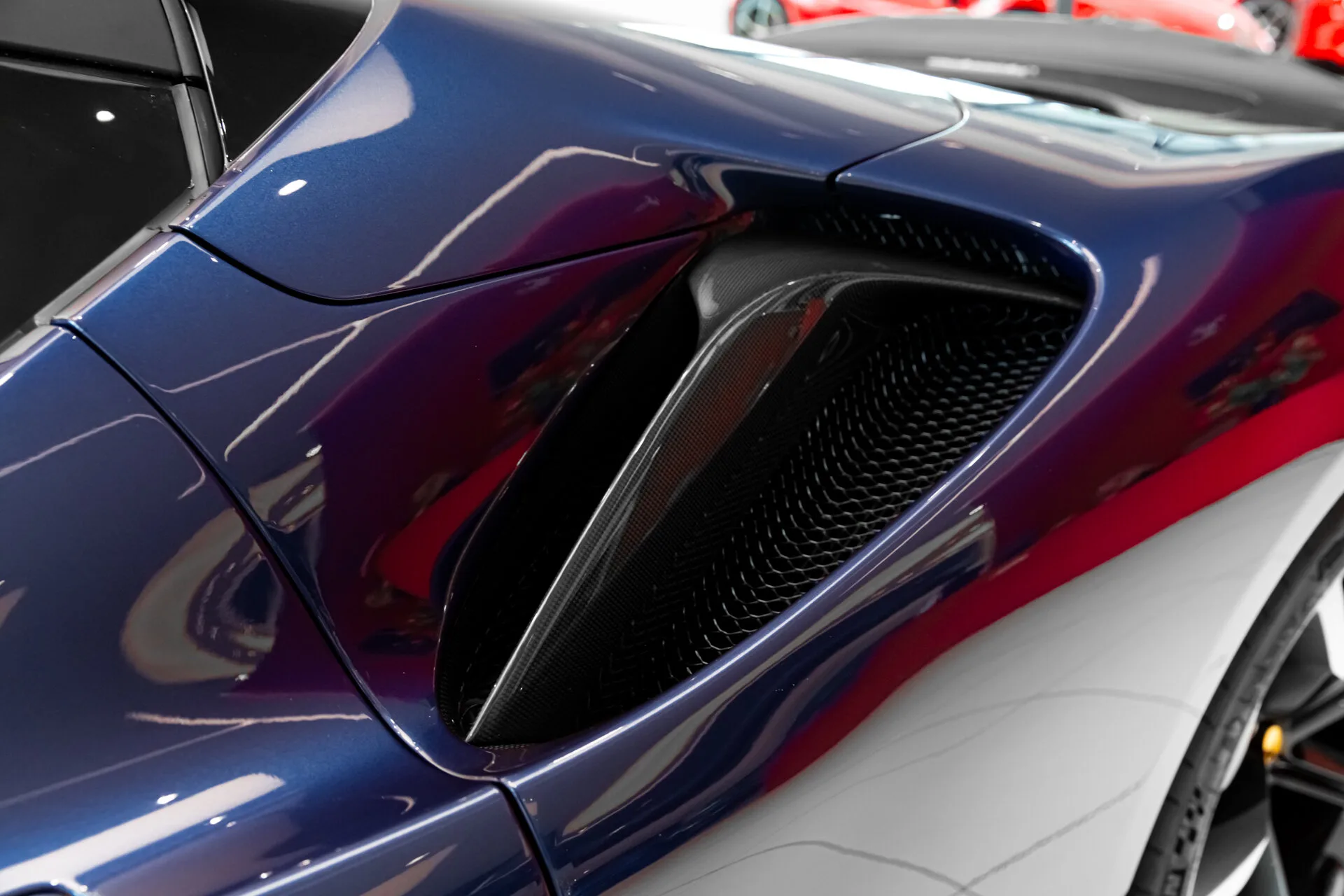 2025 Ferrari SF90 Spider, 23/28