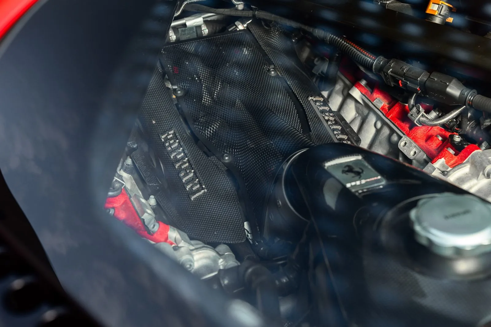 2025 Ferrari SF90 Stradale, 20/30