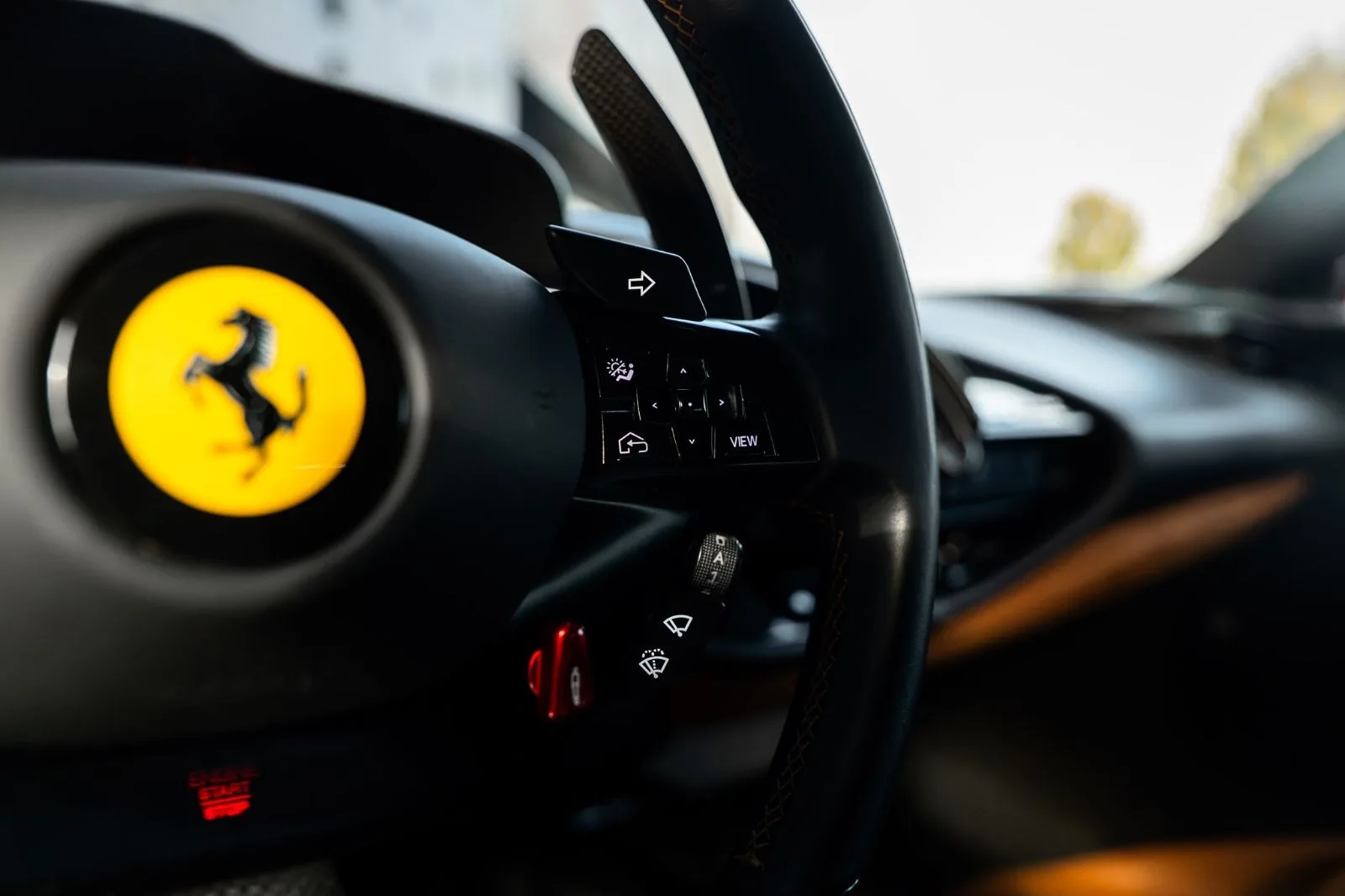 2025 Ferrari SF90 Stradale, 28/30