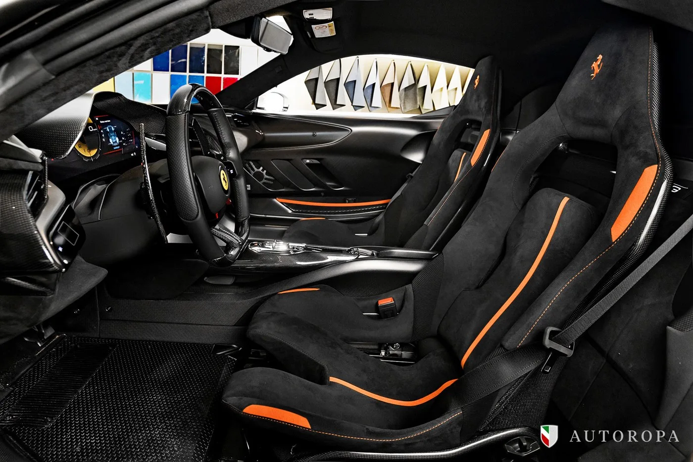 2025 Ferrari SF90 XX Limited Edition angeboten von einem offiziellen Ferrari und Maserati-Vertragshändler in Arlöv, Schweden, Foto 8 von 10