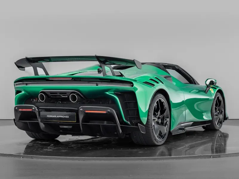 2025 Ferrari SF90 XX Spider, 4/30