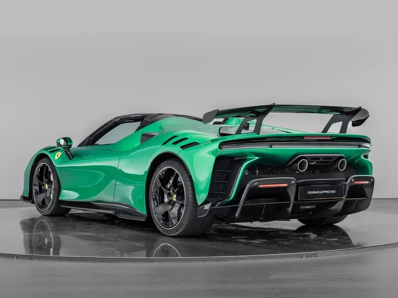 2025 Ferrari SF90 XX Spider, 8/30