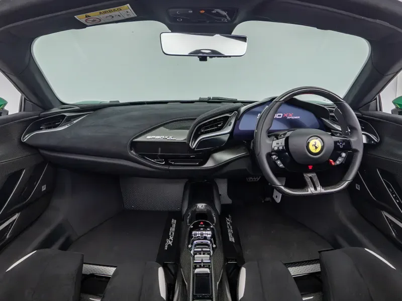 2025 Ferrari SF90 XX Spider, 10/30