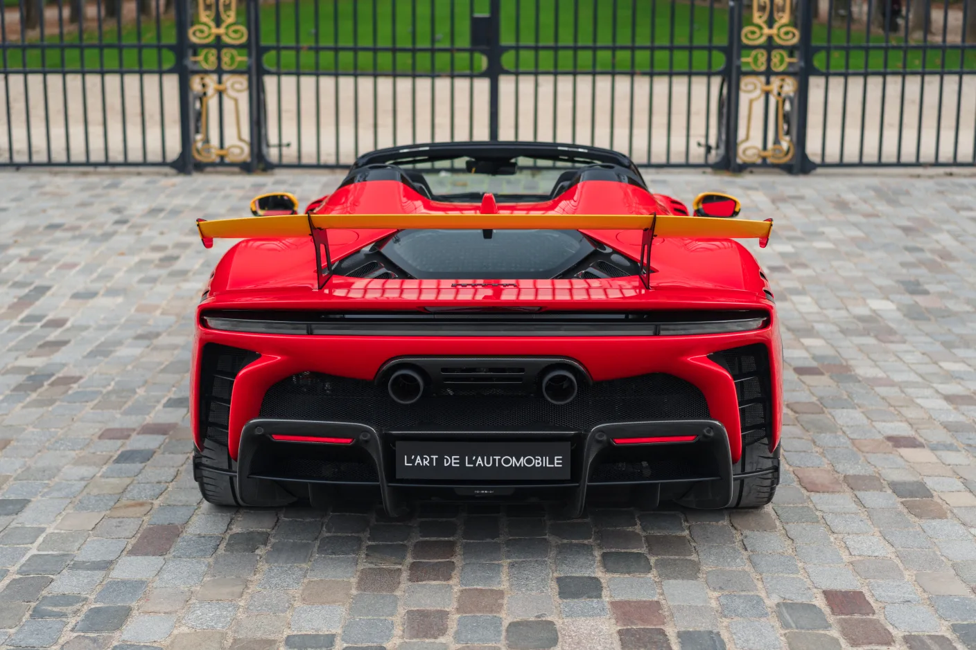 2025 Ferrari SF90 XX Spider Tailor Made, 8/30