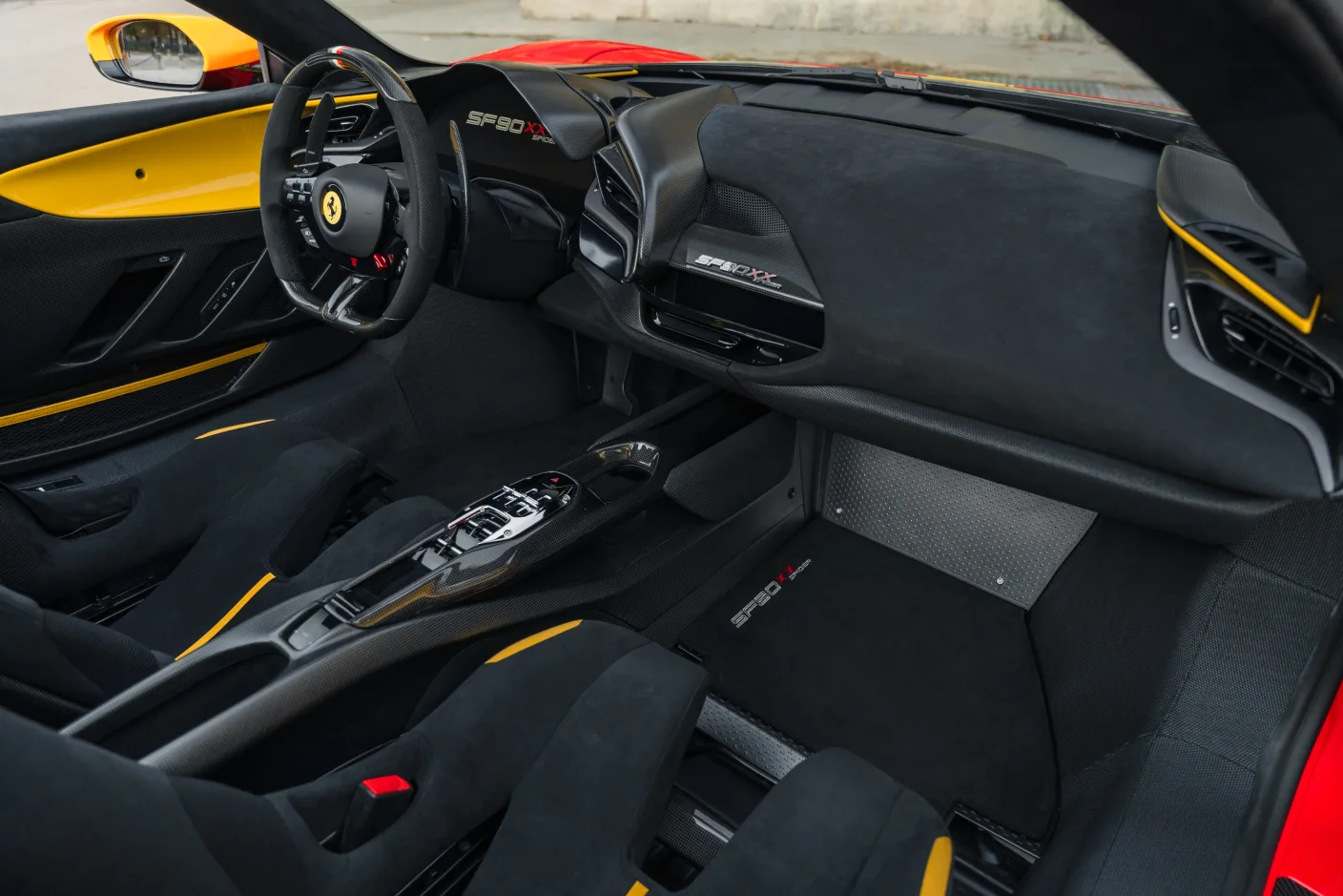 2025 Ferrari SF90 XX Spider Tailor Made, 12/30