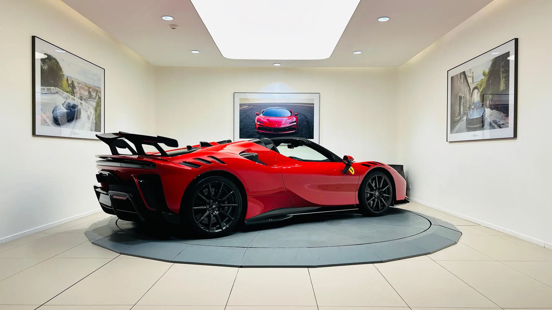 2025 Ferrari SF90 XX Spider, 3/30