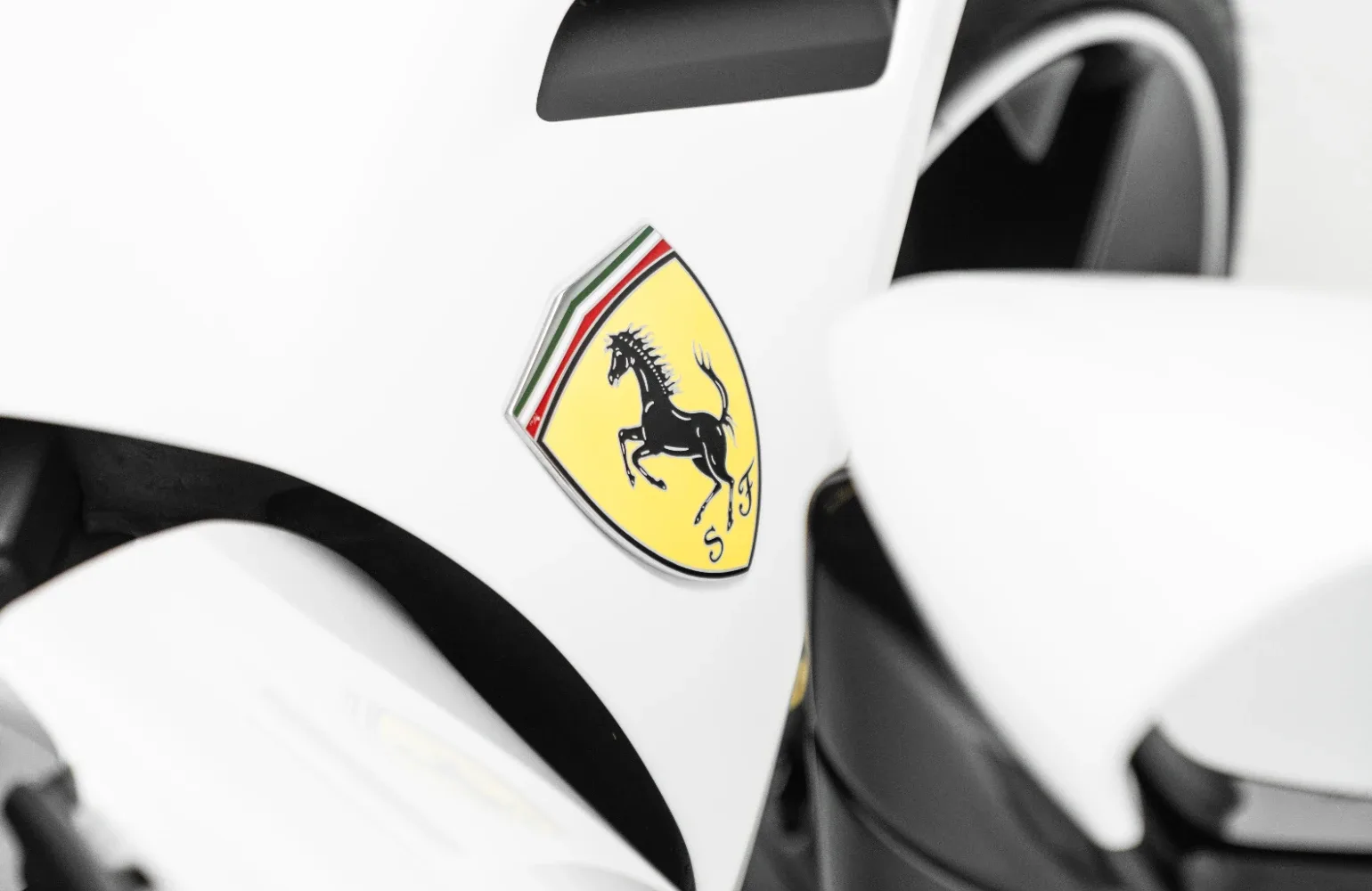 2025 Ferrari SF90 XX Stradale, 23/30