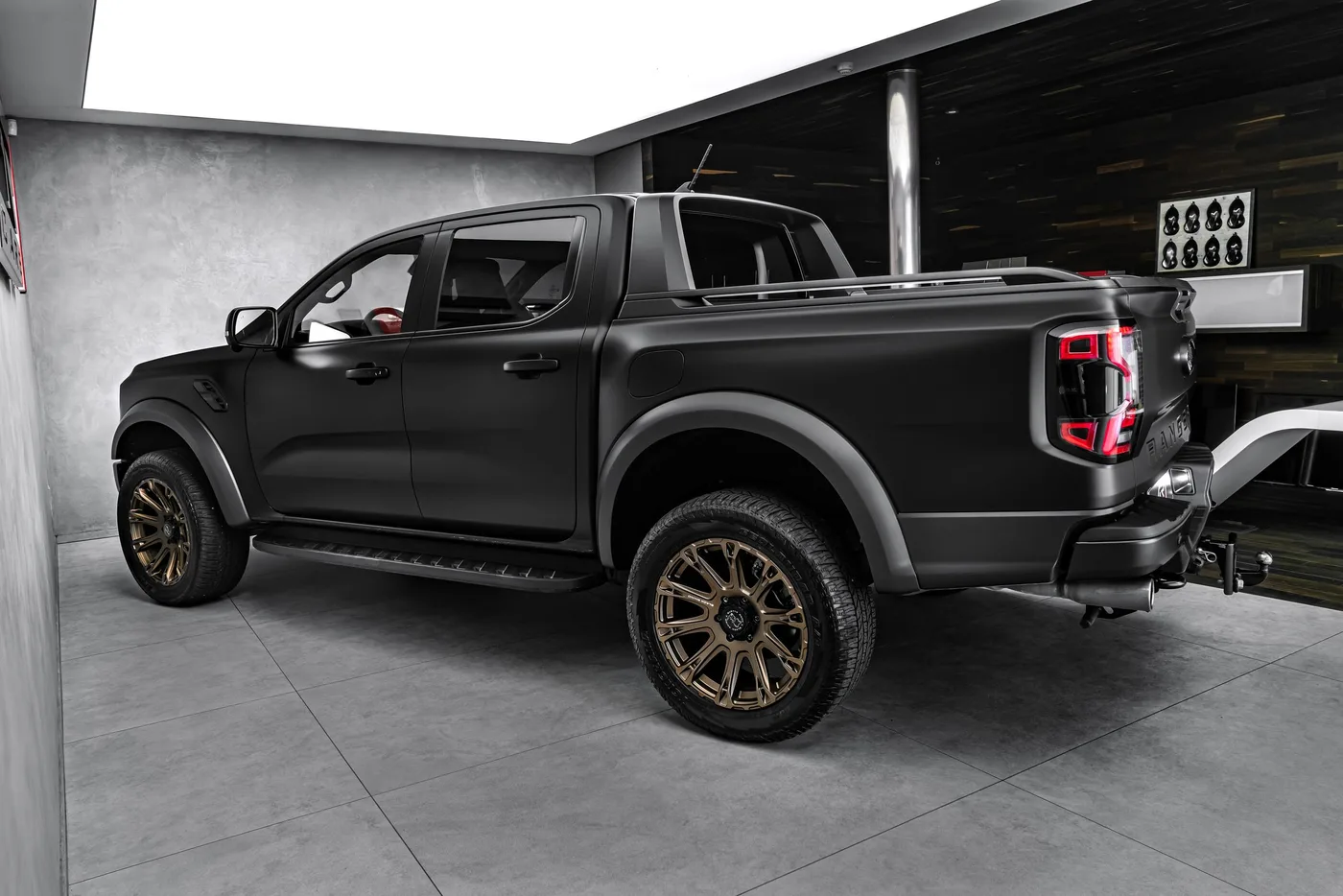 2025 Ford Ranger Raptor angeboten von einem Fachhändler in Ostrava, Tschechien, Foto 7 von 15
