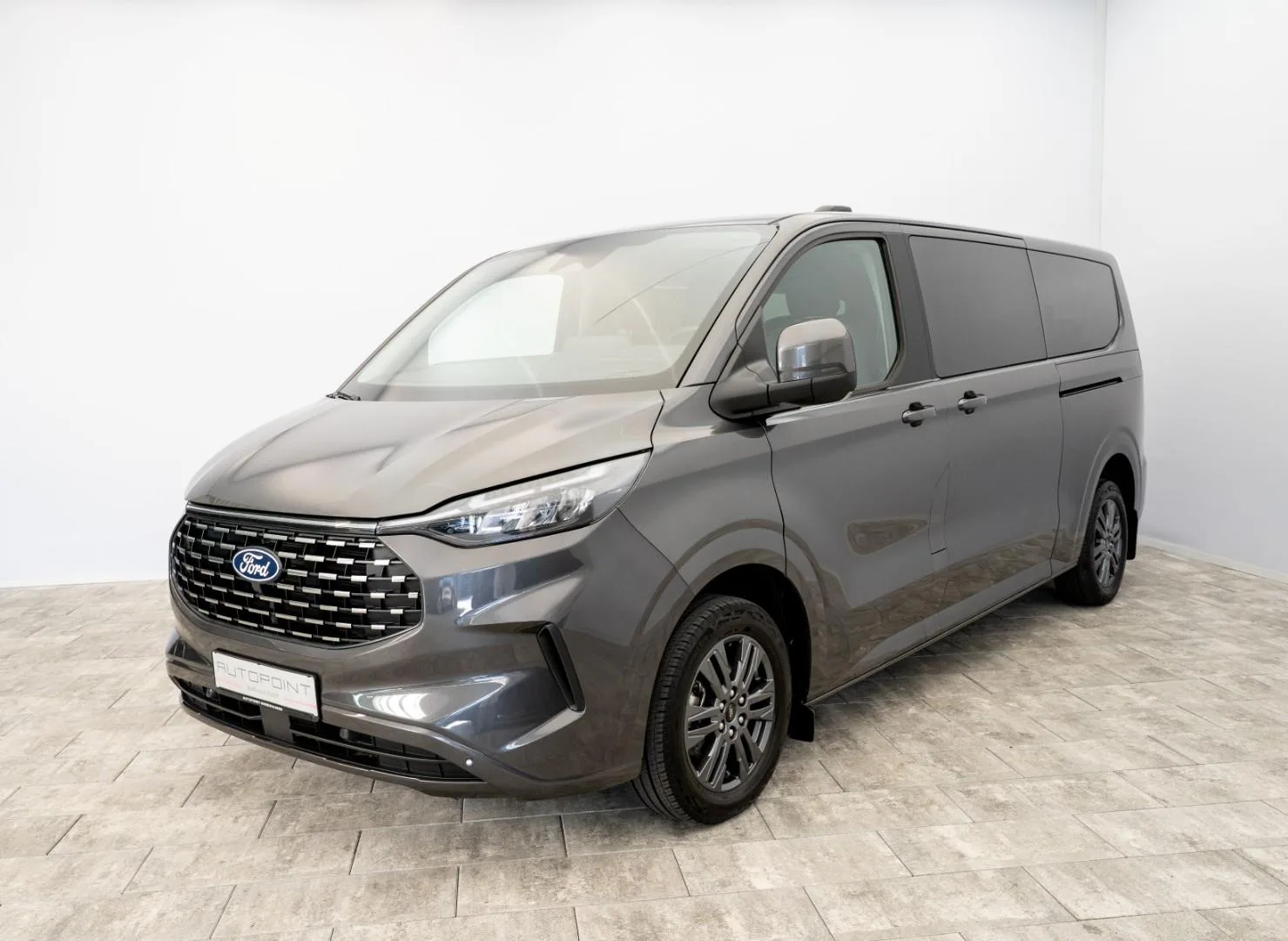 2025 Ford Tourneo Custom Titanium, 5/25
