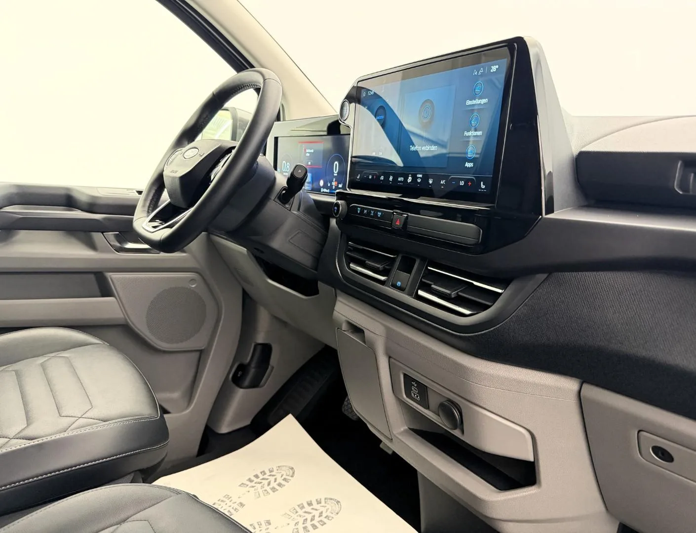 2025 Ford Tourneo Custom Titanium, 12/25