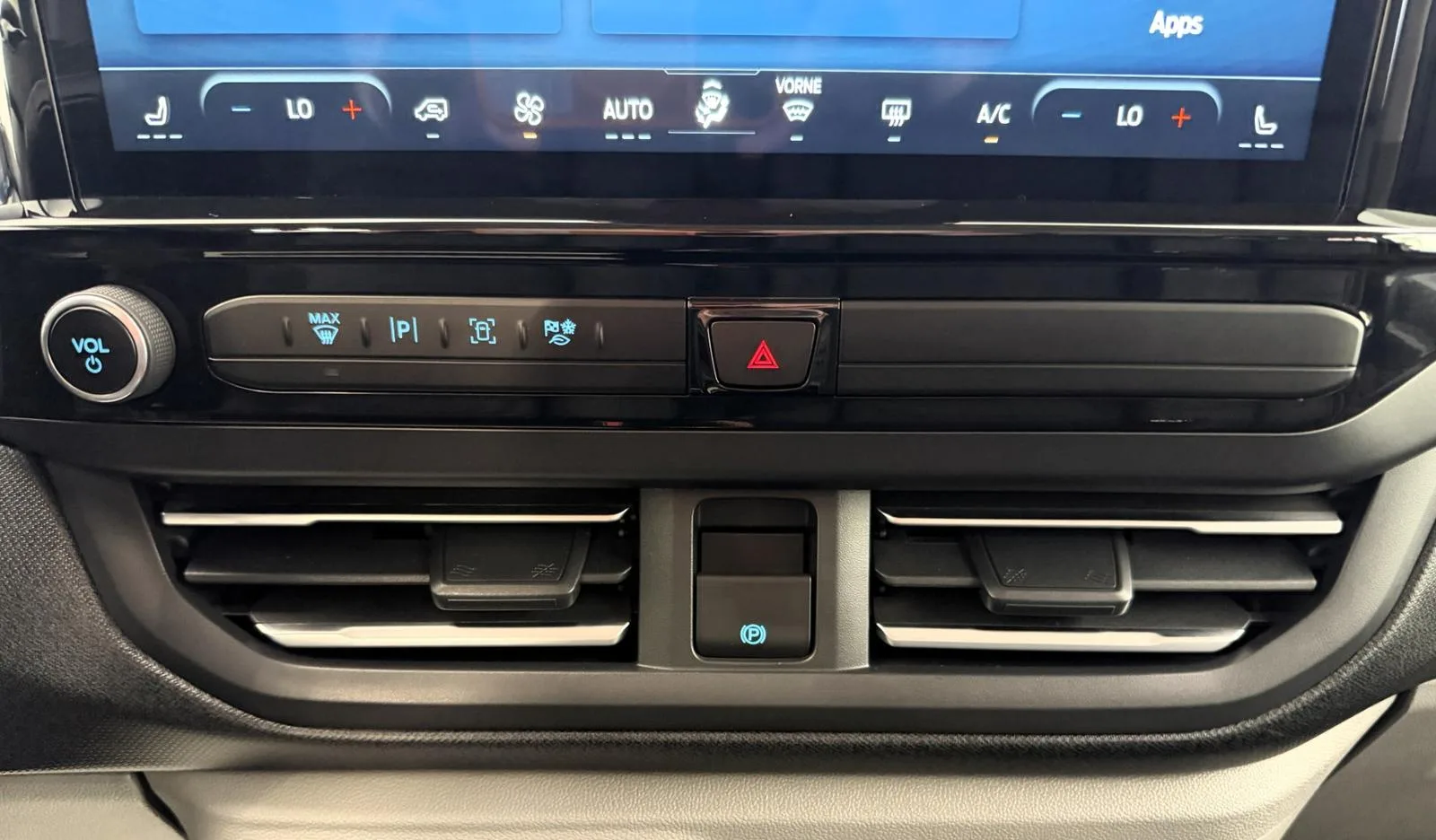 2025 Ford Tourneo Custom Titanium, 15/25