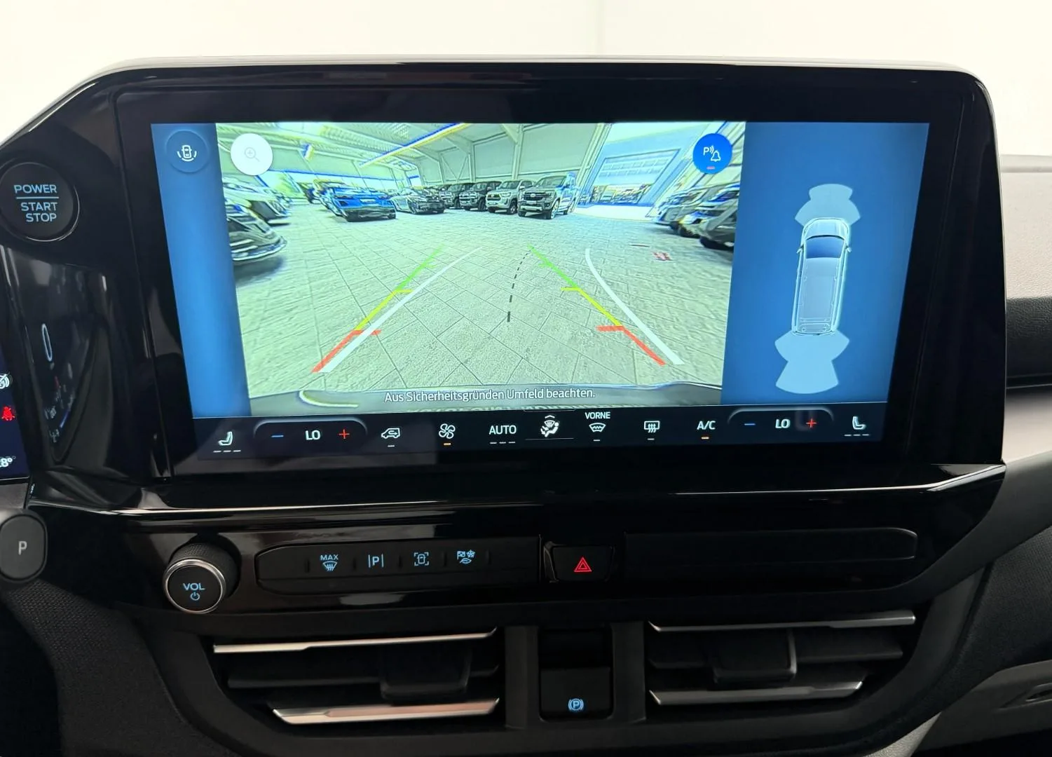 2025 Ford Tourneo Custom Titanium, 16/25
