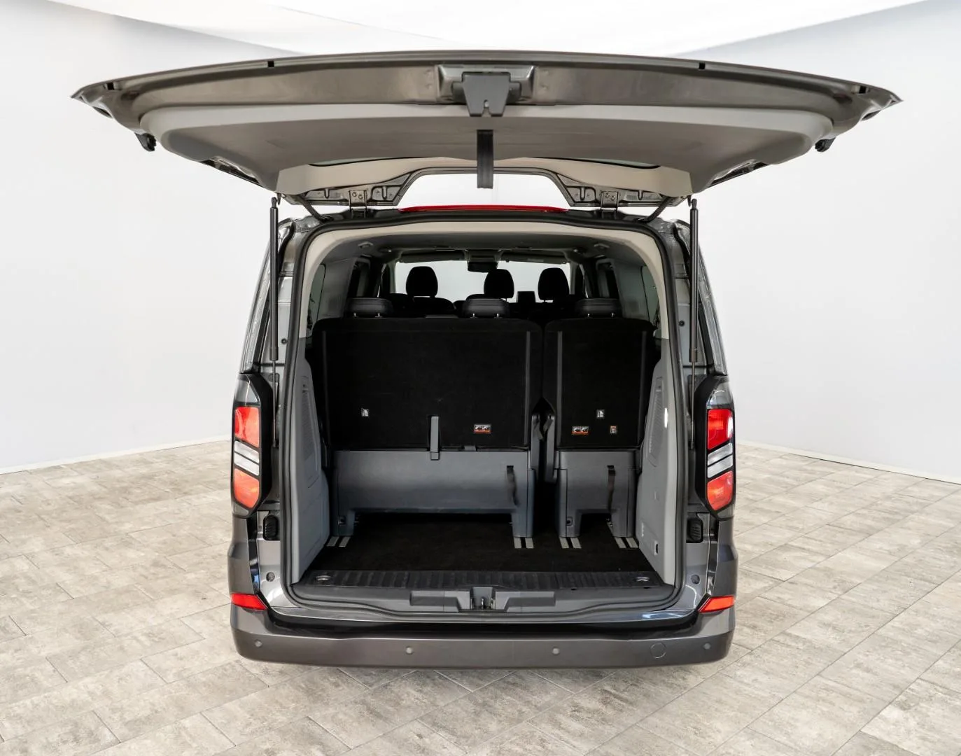 2025 Ford Tourneo Custom Titanium, 23/25