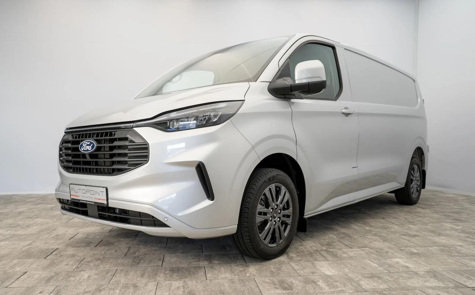 2025 Ford Transit Custom Limited offered by a specialist dealer in Nordhausen, Germany, main photo