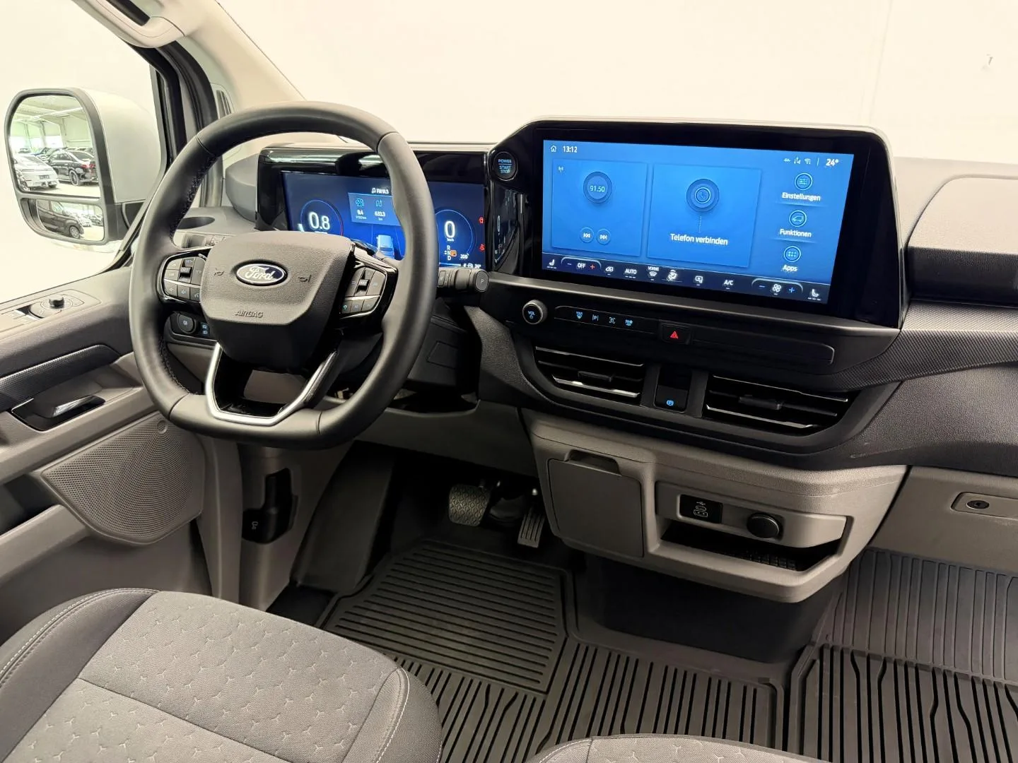 2025 Ford Transit Custom Limited, 2/28