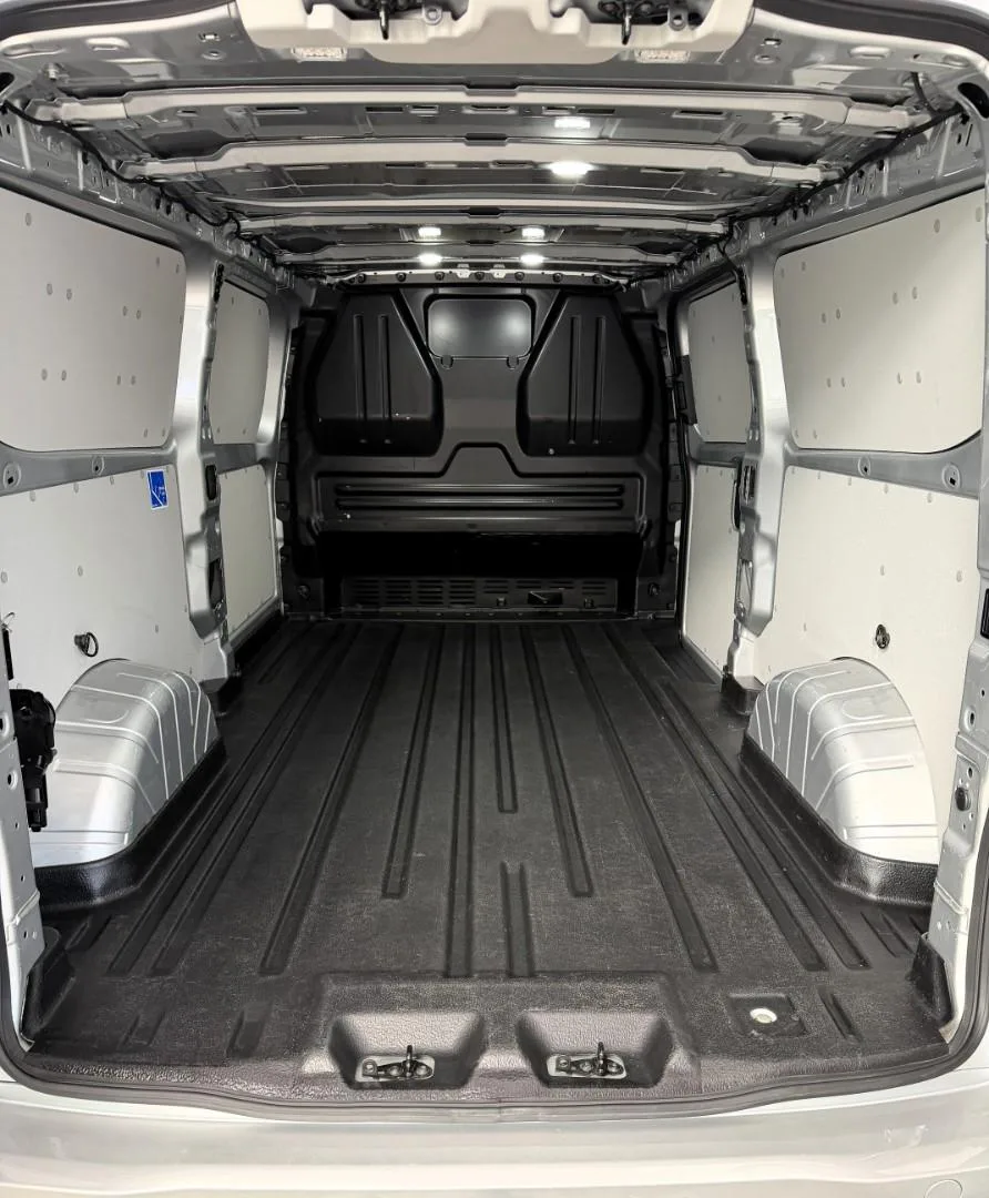 2025 Ford Transit Custom Limited, 26/28