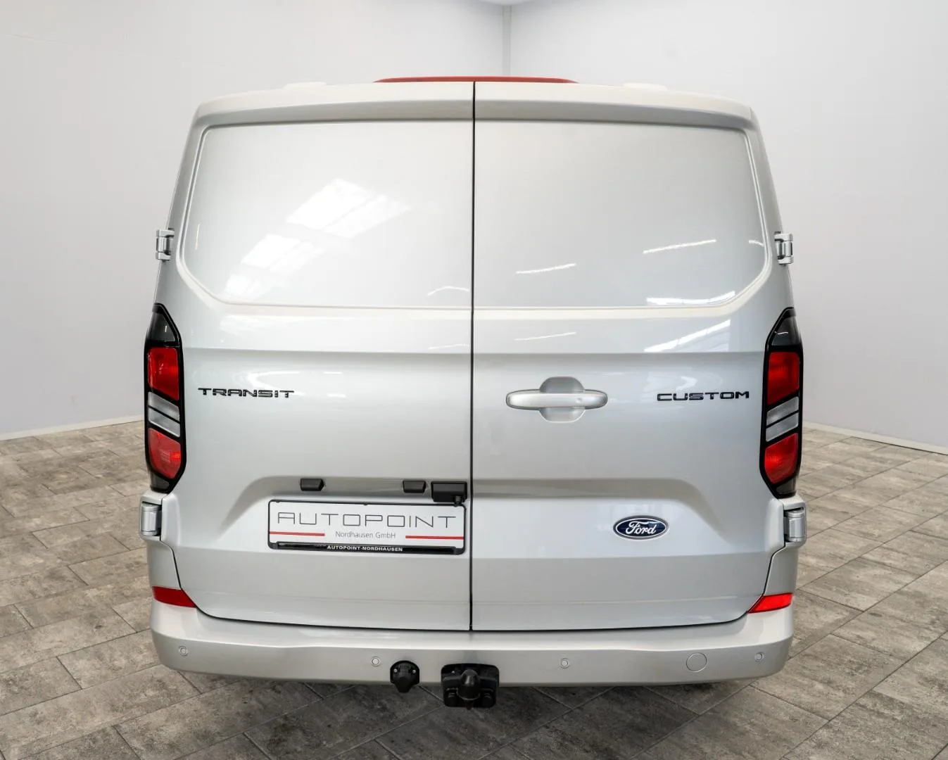 2025 Ford Transit Custom Limited, 27/28