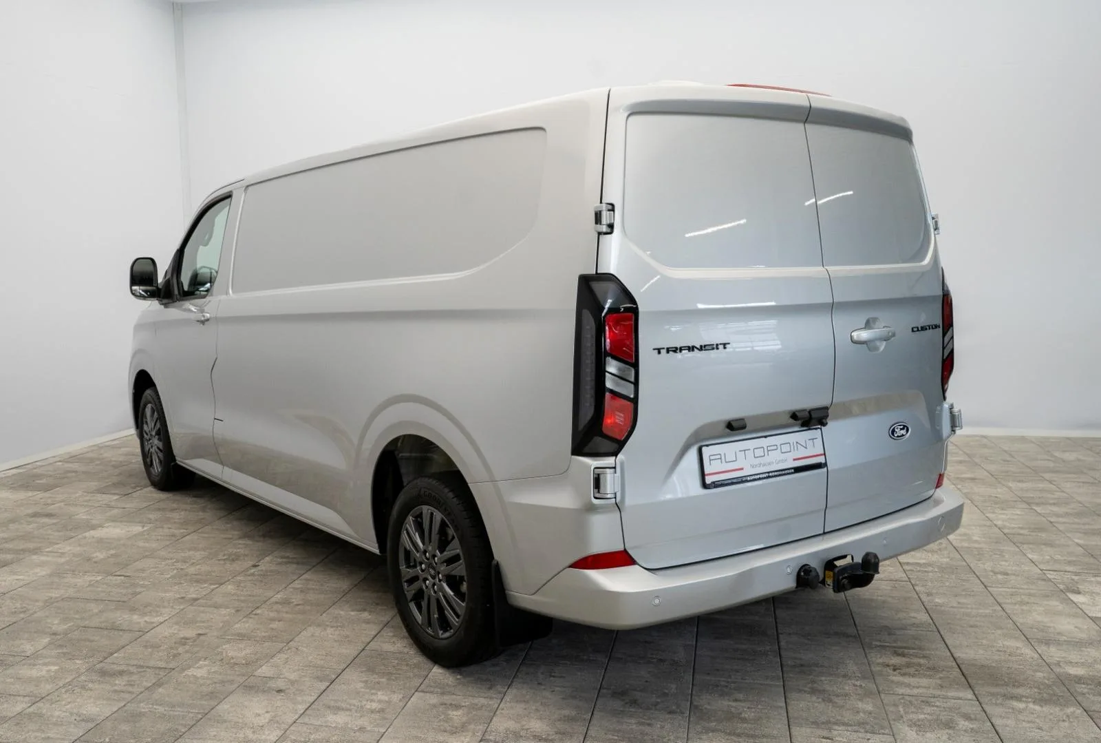 2025 Ford Transit Custom Limited, 28/28