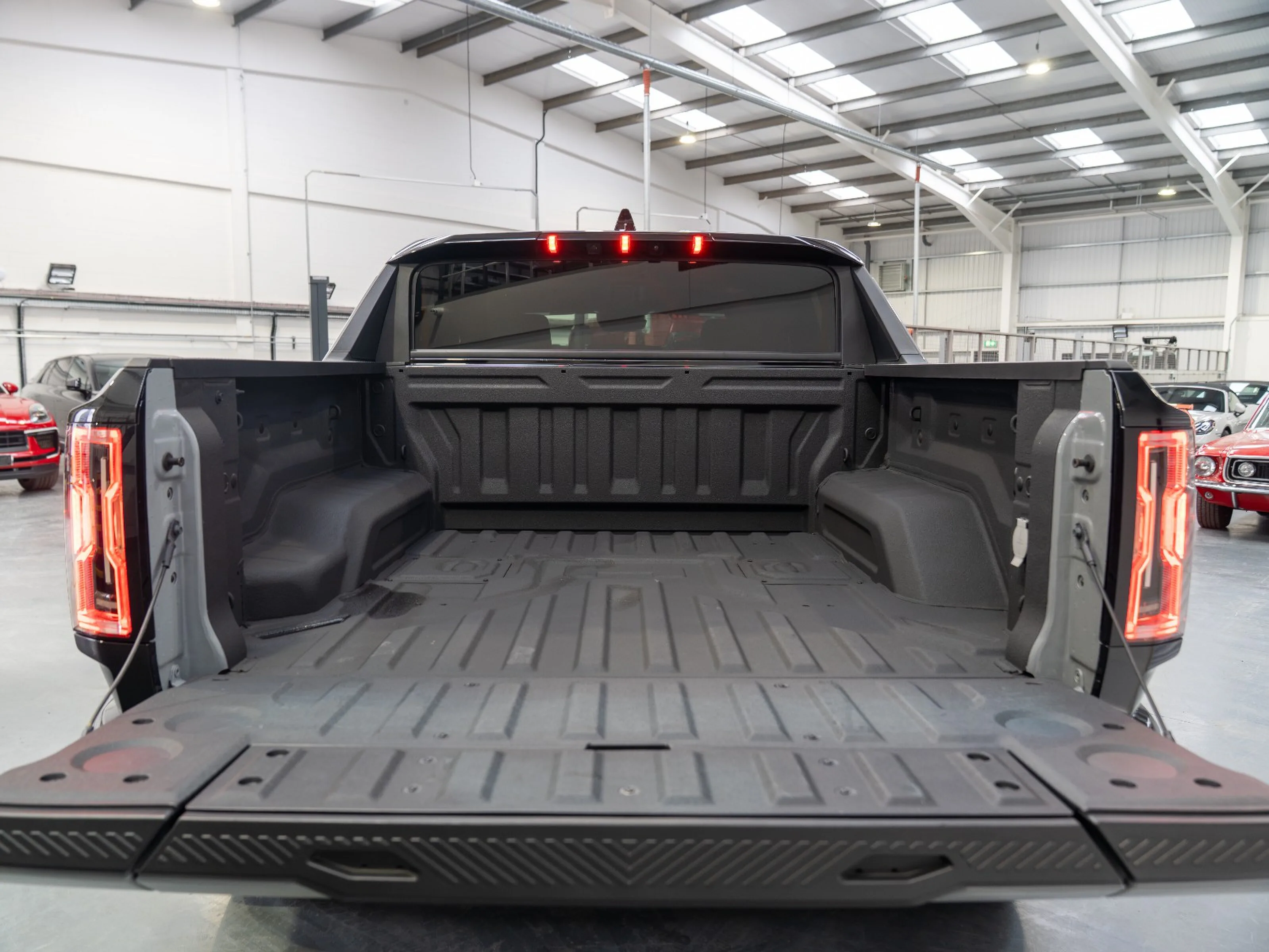 2025 GMC HUMMER EV Pickup 3X, 23/28