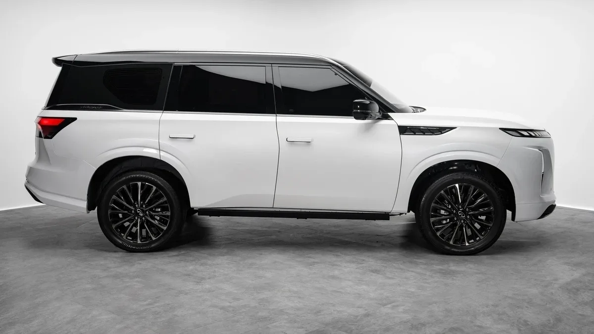 2025 Infiniti QX80 Autograph angeboten von einem Fachhändler in Dubai, Vereinigte Arabische Emirate, Foto 5 von 25