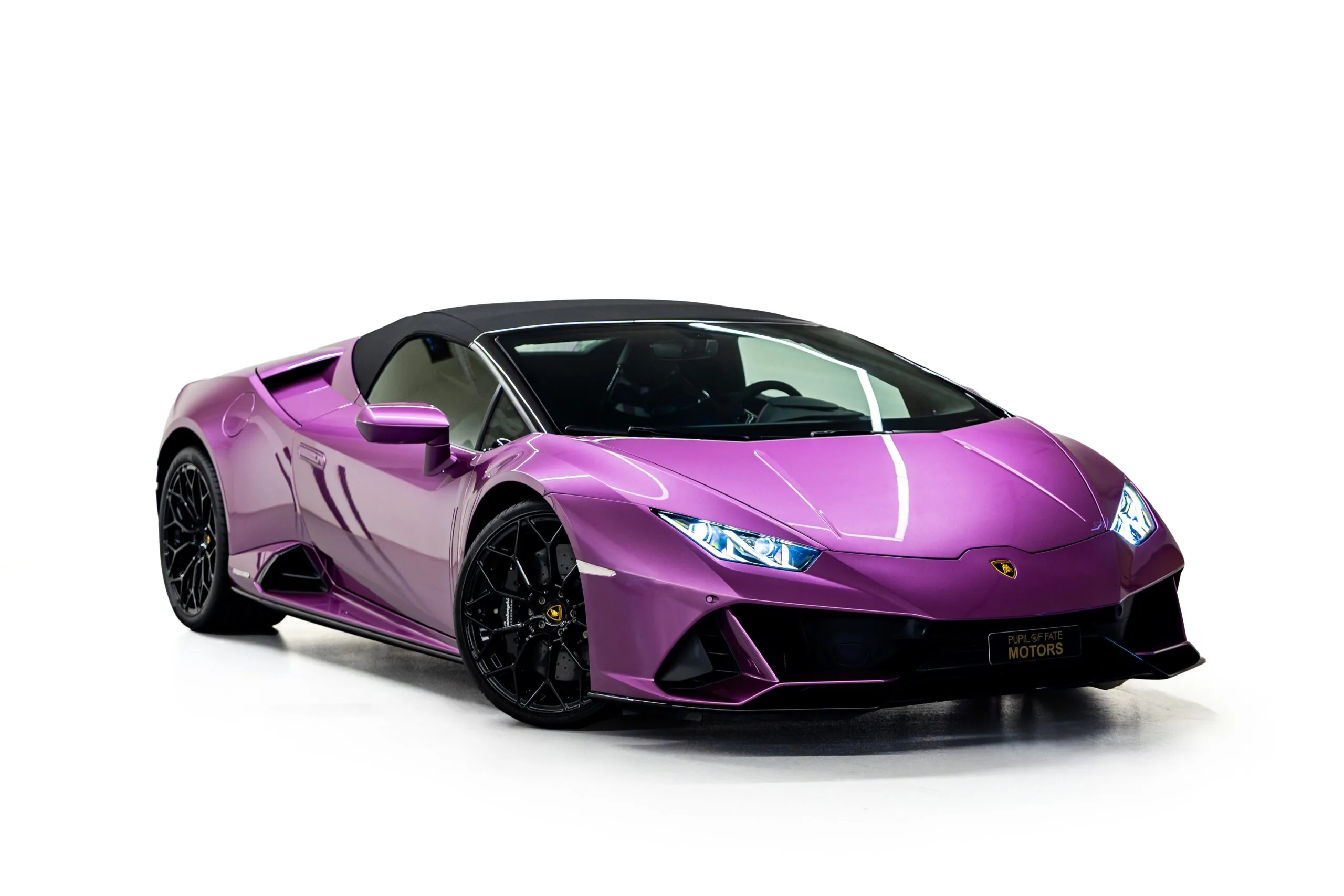 2025 Lamborghini Huracán EVO Spyder angeboten von einem Fachhändler in Dubai, Vereinigte Arabische Emirate, Hauptfoto
