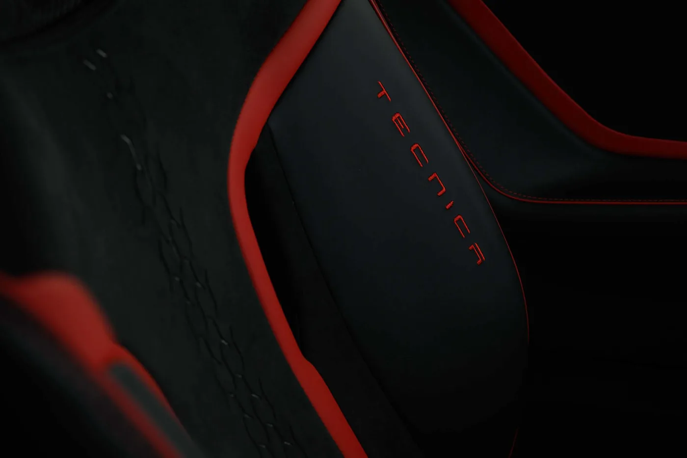 2025 Lamborghini Huracán Tecnica angeboten von einer Vertragshändlergruppe in Hatfield, Vereinigtes Königreich, Foto 18 von 20