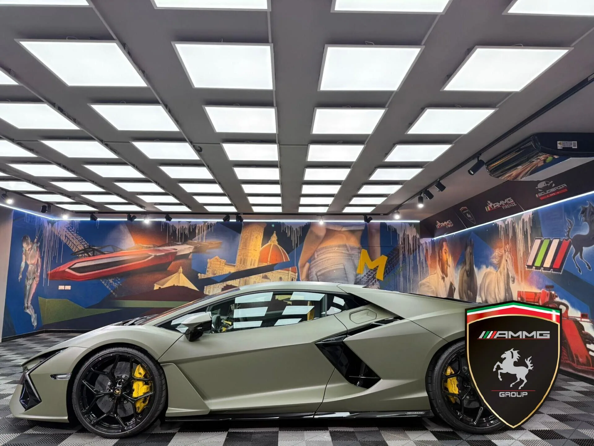 2025 Lamborghini Revuelto, 7/15