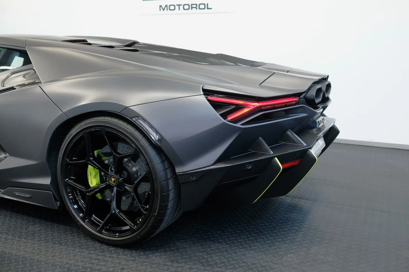 2025 Lamborghini Revuelto, 9/30