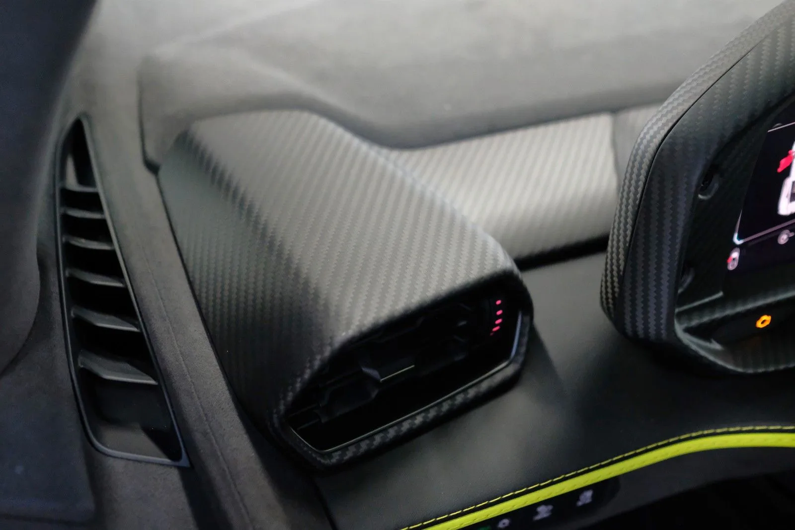 2025 Lamborghini Revuelto, 30/30