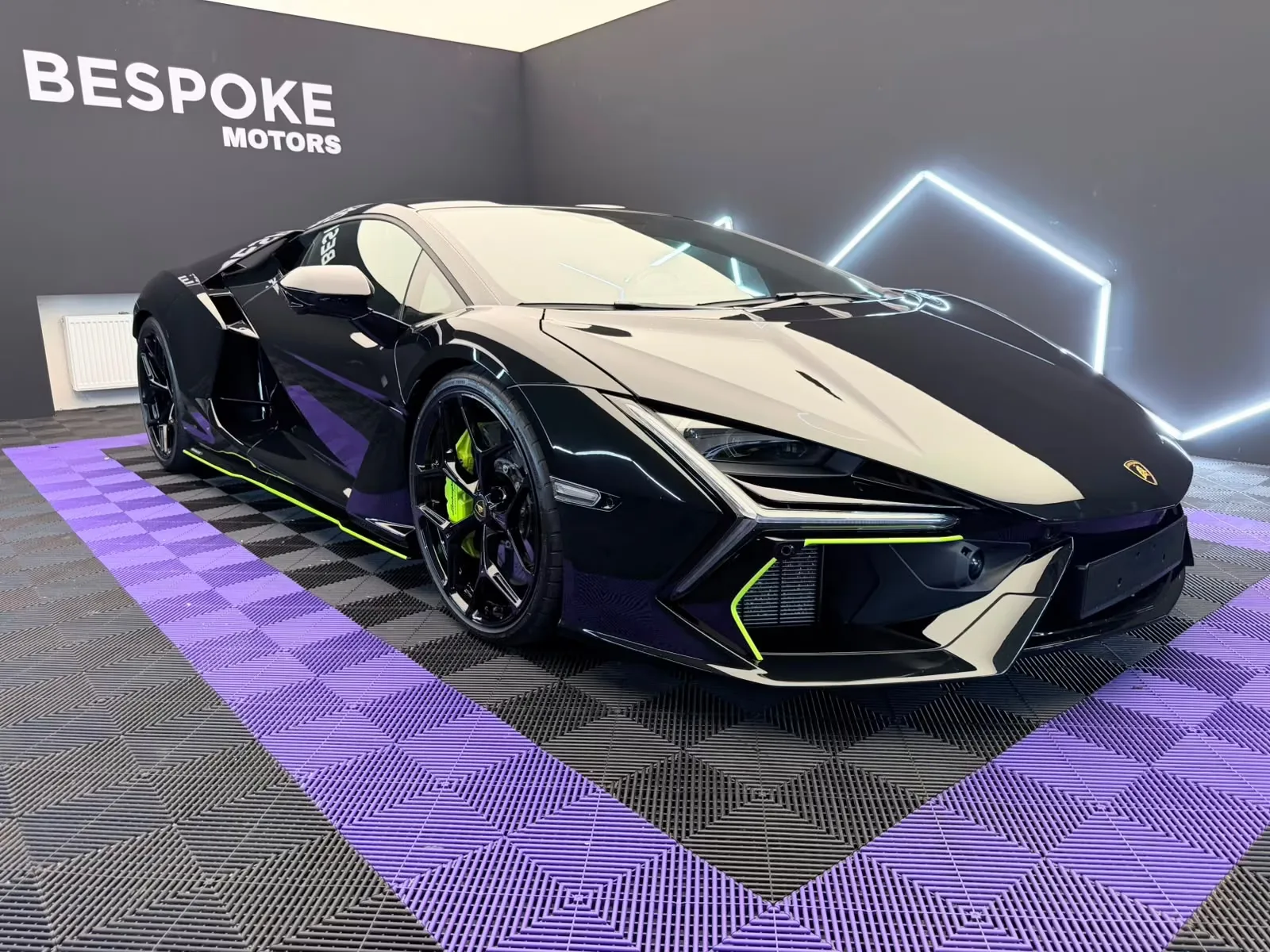 2025 Lamborghini Revuelto, 6/21