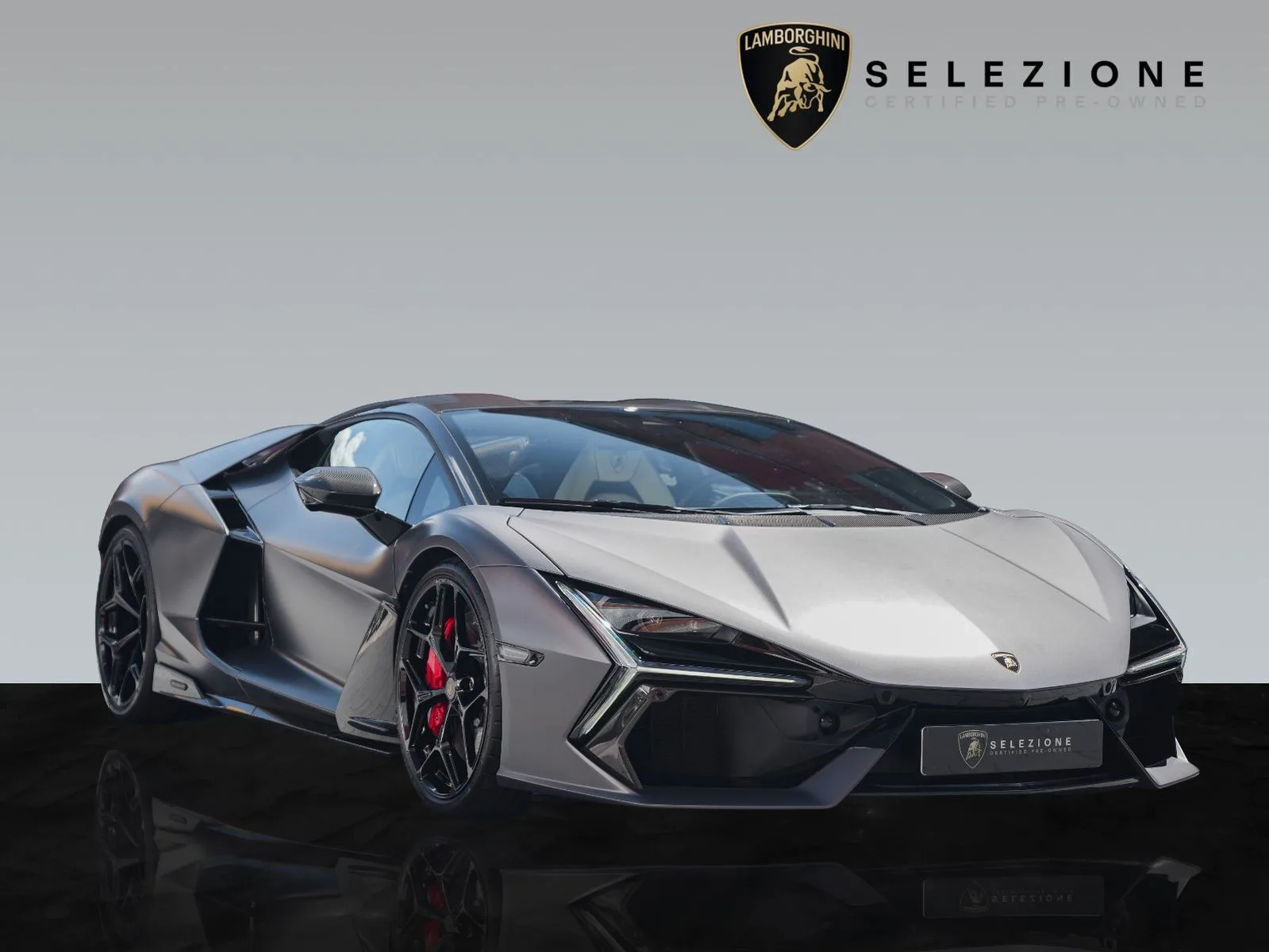 2025 Lamborghini Revuelto proposée par un concessionnaire agréé à Frankfurt, Allemagne, photo principale