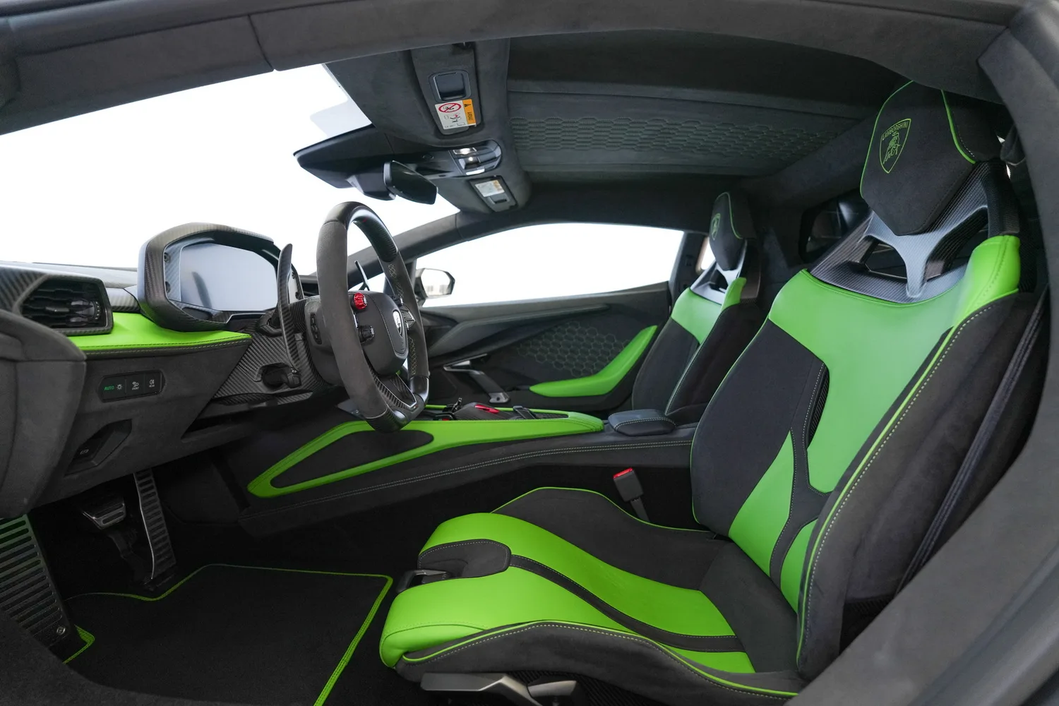 2025 Lamborghini Revuelto, 5/20
