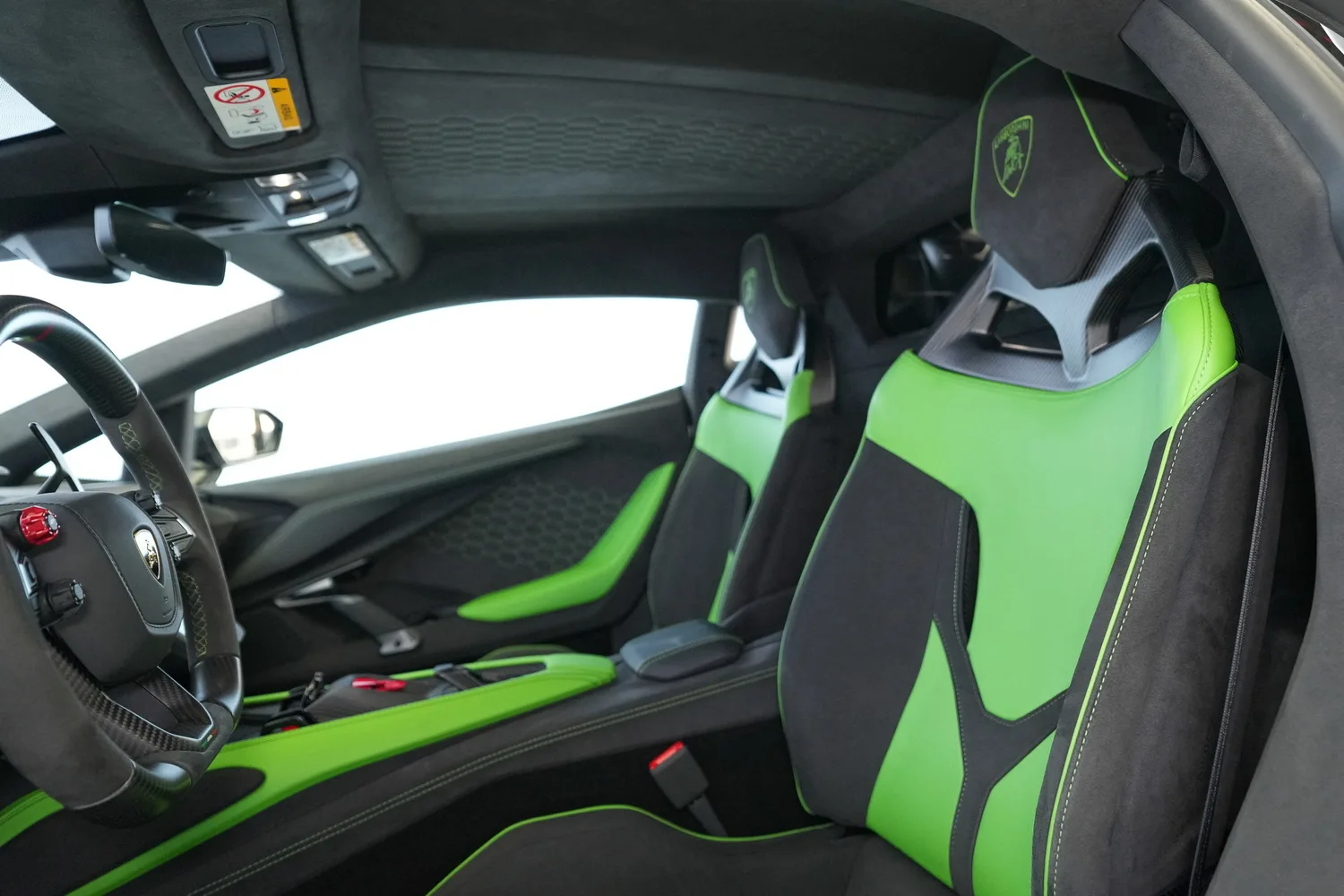 2025 Lamborghini Revuelto, 6/20