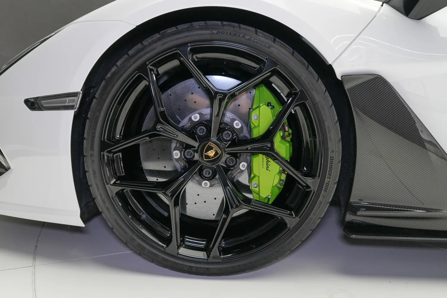2025 Lamborghini Revuelto, 20/20