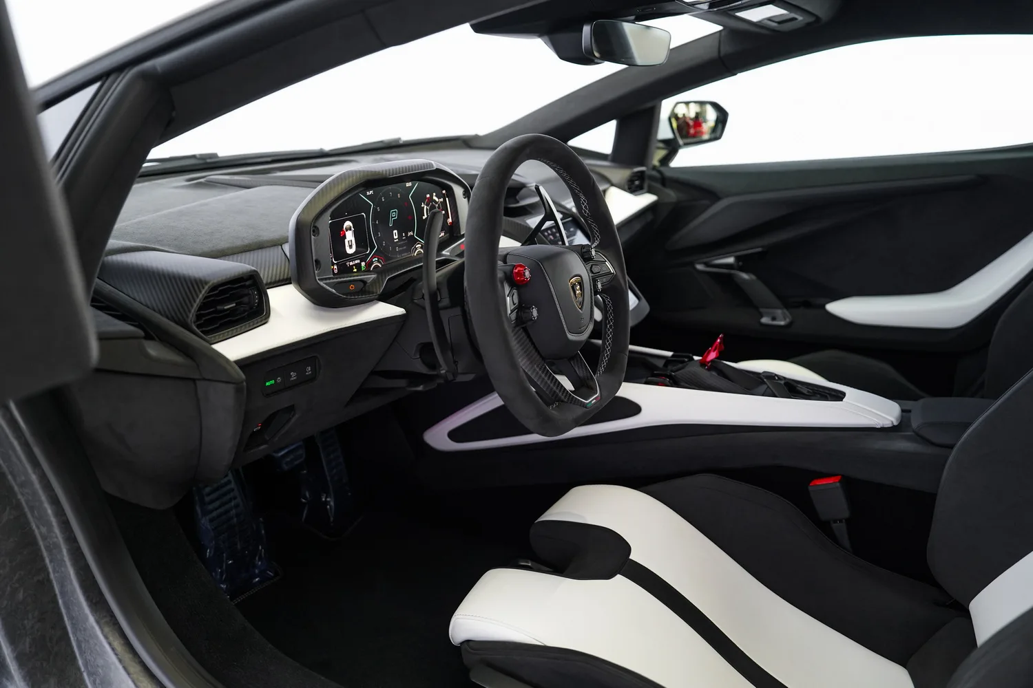 2025 Lamborghini Revuelto, 8/20