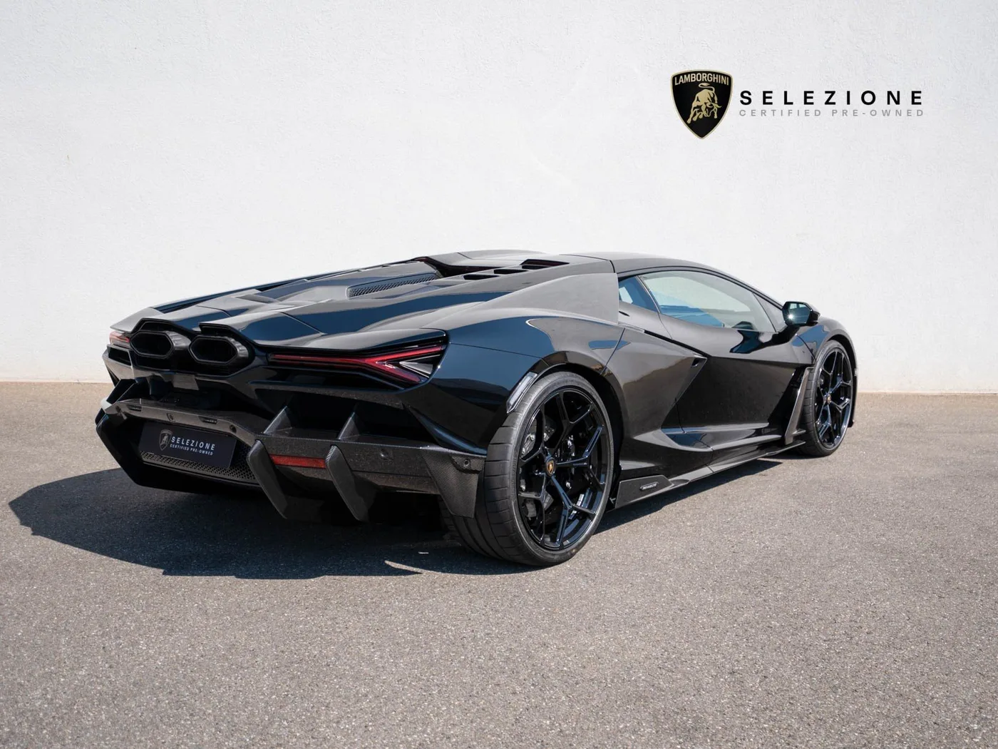 2025 Lamborghini Revuelto proposée par un concessionnaire spécialisé à Singen, Allemagne, photo 3 sur 15