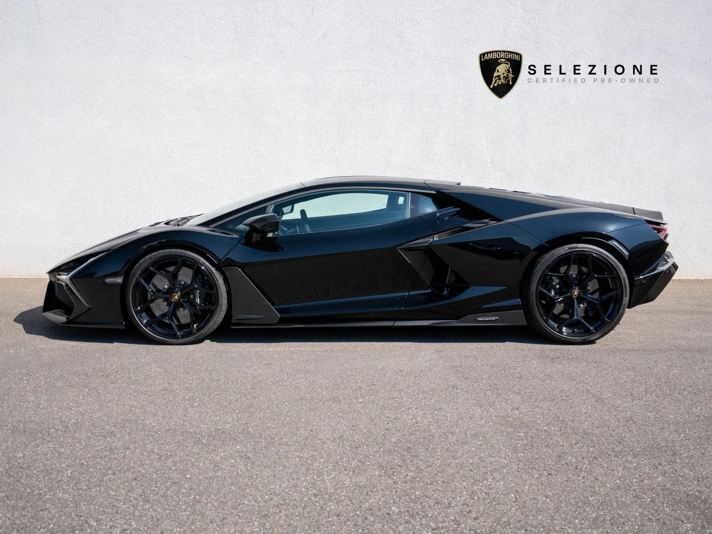 2025 Lamborghini Revuelto proposée par un concessionnaire spécialisé à Singen, Allemagne, photo 7 sur 15