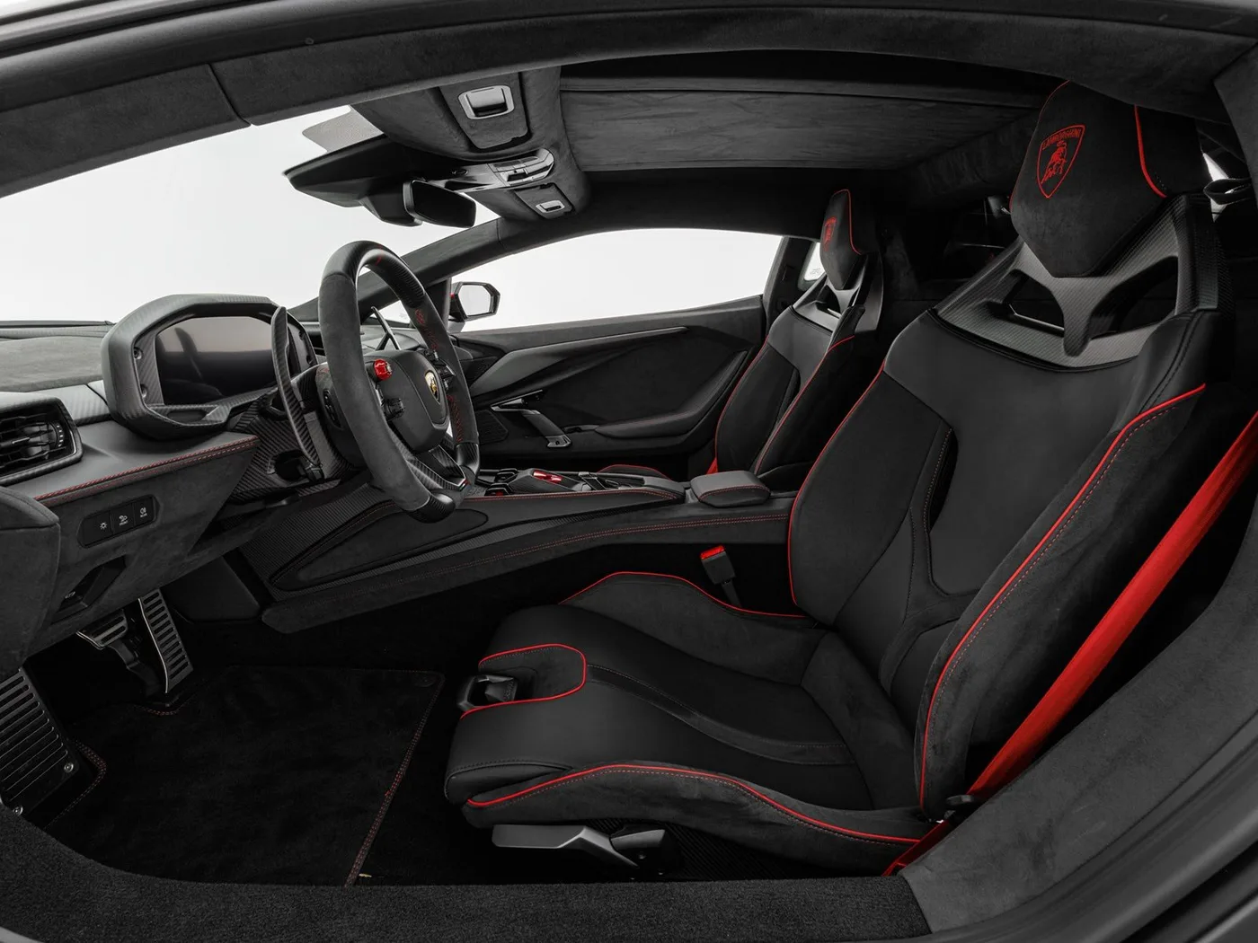 2025 Lamborghini Revuelto offered by a specialist dealer in Böblingen, Germany, photo 5 of 15