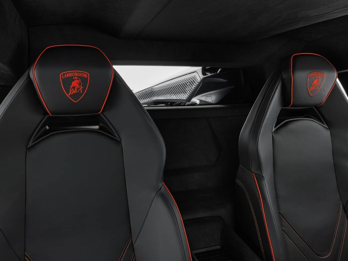 2025 Lamborghini Revuelto angeboten von einem Fachhändler in Böblingen, Deutschland, Foto 13 von 15