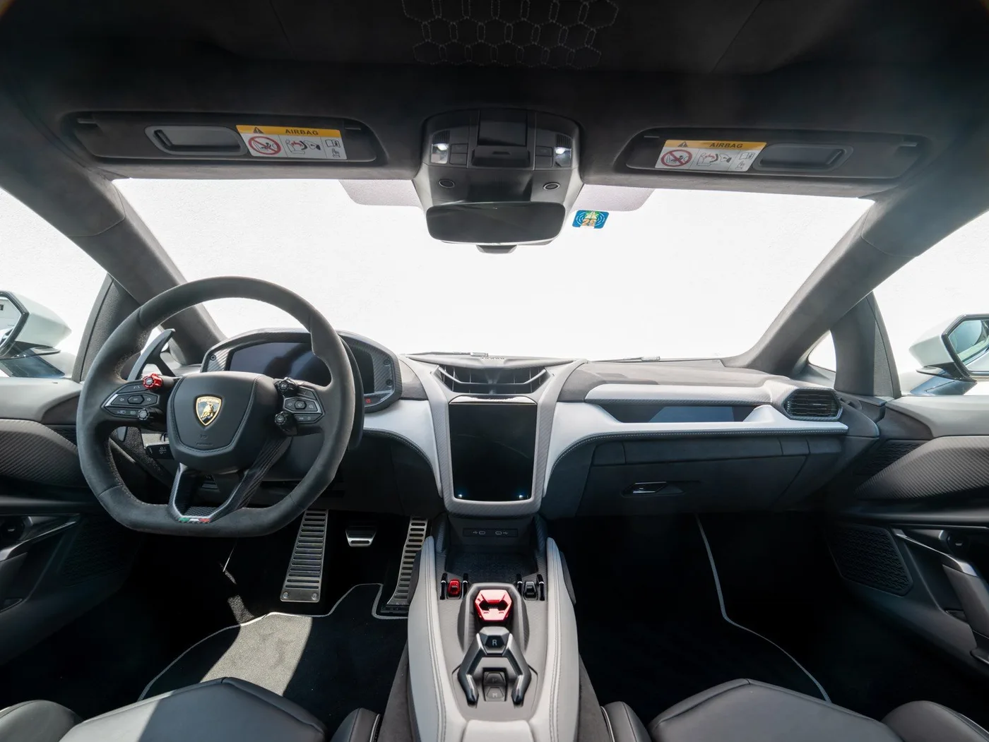 2025 Lamborghini Revuelto proposée par un concessionnaire spécialisé à Singen, Allemagne, photo 10 sur 25