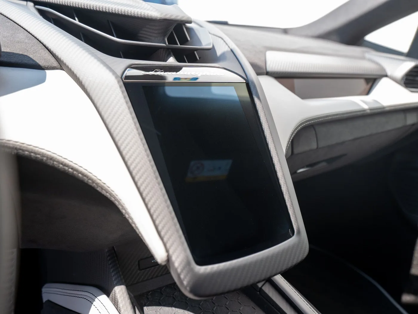 2025 Lamborghini Revuelto proposée par un concessionnaire spécialisé à Singen, Allemagne, photo 20 sur 25