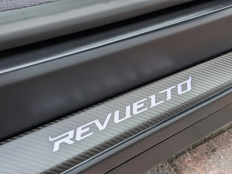 2025 Lamborghini Revuelto, 17/20
