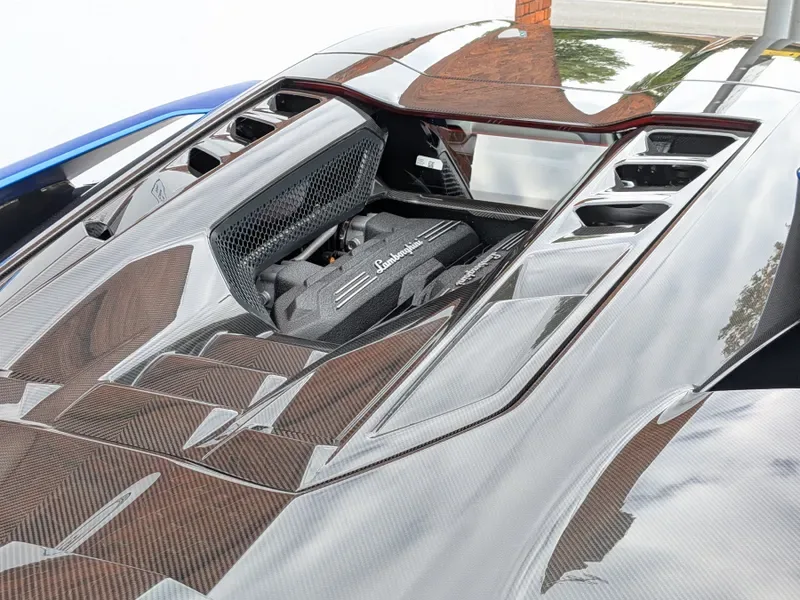 2025 Lamborghini Revuelto, 18/20
