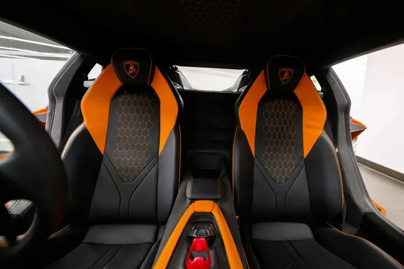 2025 Lamborghini Revuelto, 7/20