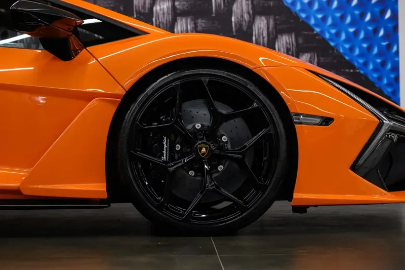 2025 Lamborghini Revuelto, 9/20