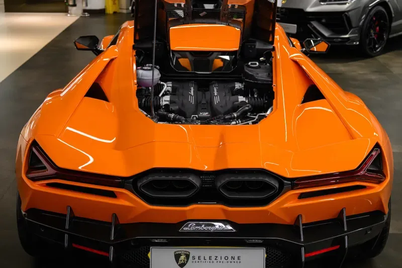 2025 Lamborghini Revuelto, 11/20
