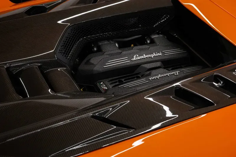 2025 Lamborghini Revuelto, 12/20