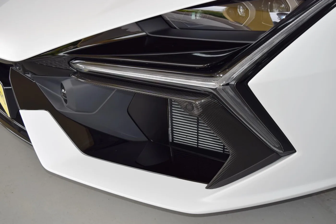 2025 Lamborghini Revuelto proposée par un concessionnaire spécialisé à Pfaffenhofen an der Ilm, Allemagne, photo 4 sur 15